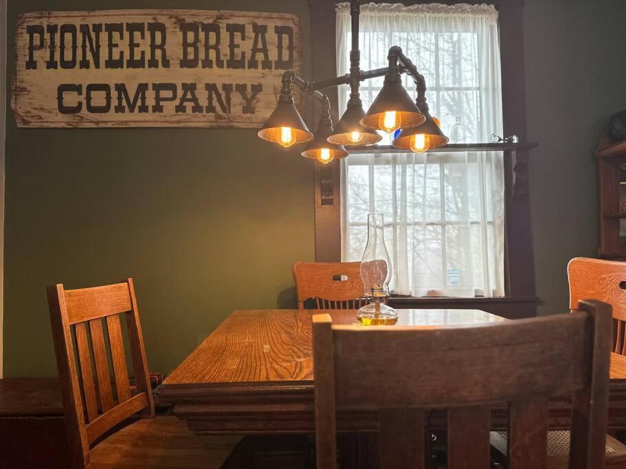 סנט ג'וזף 1867 Gothic Vandeventer Home מראה חיצוני תמונה